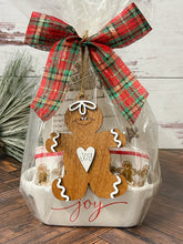 Load image into Gallery viewer, Gingerbread Gift Set